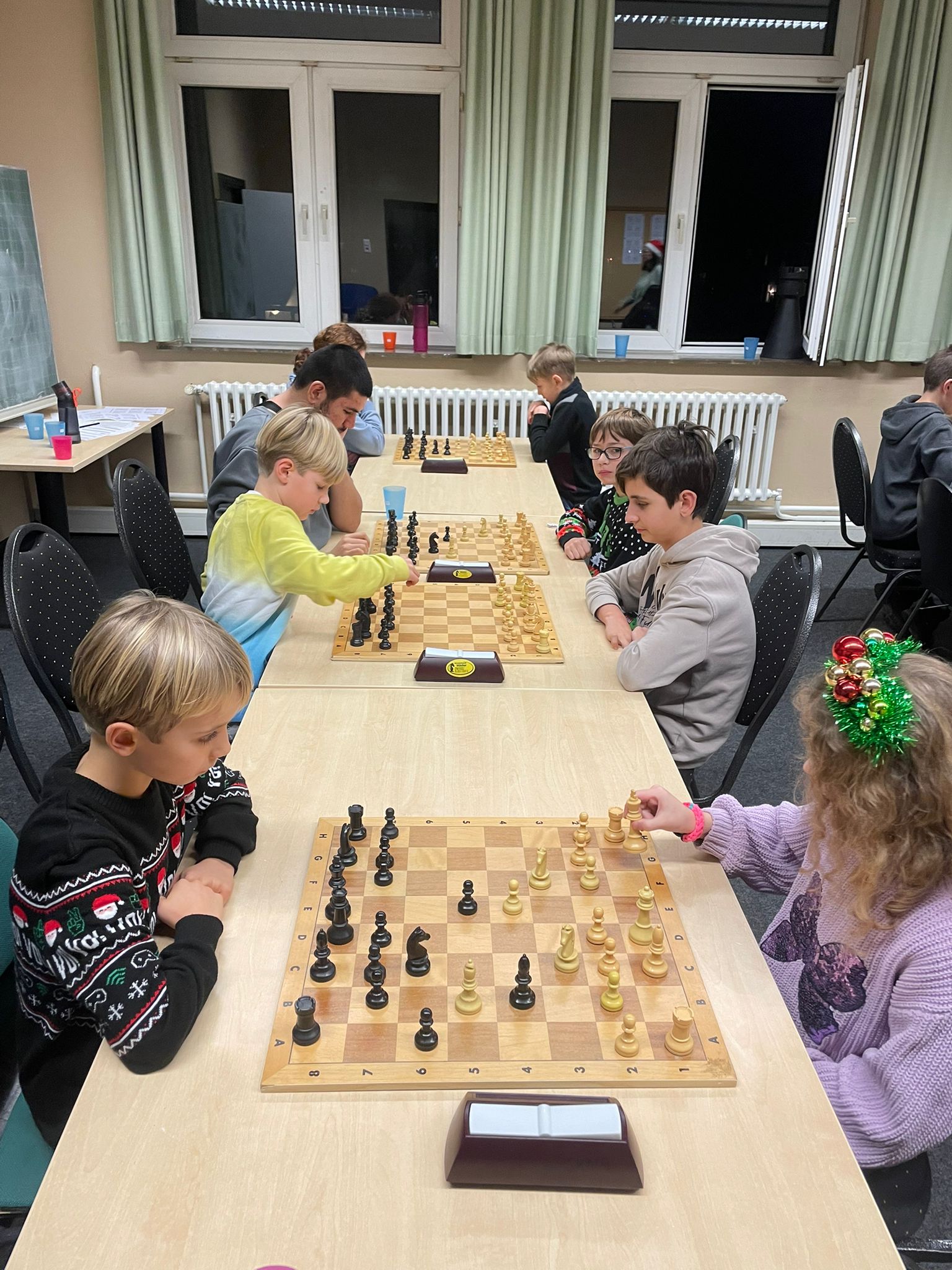 Hinten wuirde stark gekämpft